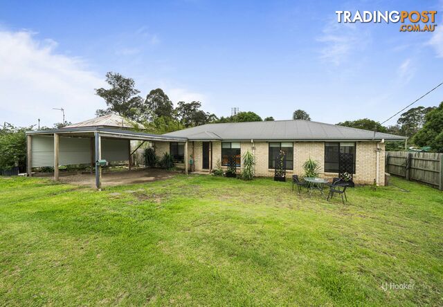 21 Railway Street BLACKBUTT QLD 4314