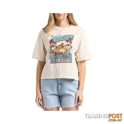 The Mad Hueys Womenâs Canât Be Tamed Boxy Tee