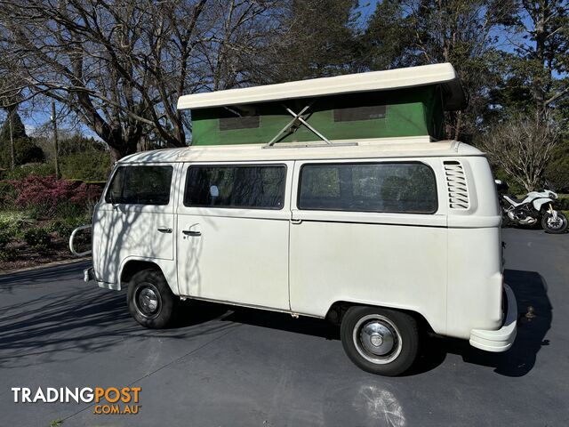 1975 Volkswagen Kombi Van Automatic