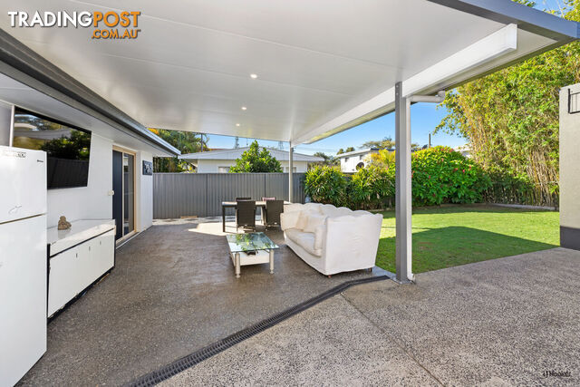 70 Dutton Street COOLANGATTA QLD 4225