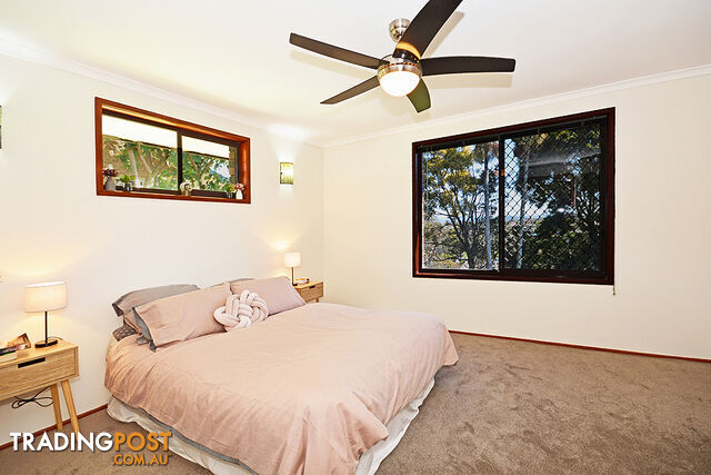 7 Durigan Place BANORA POINT NSW 2486