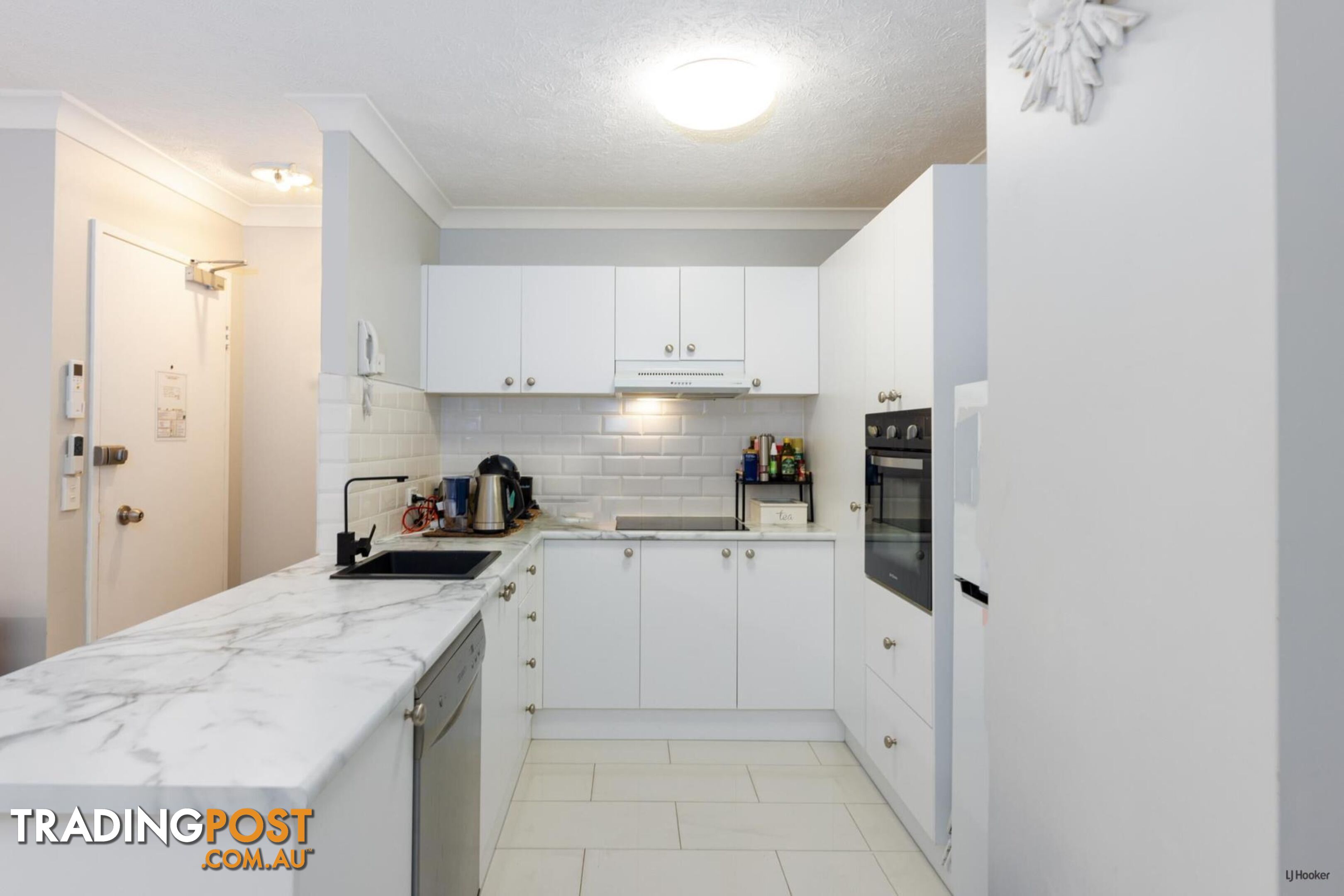 6/27-29 Dutton Street COOLANGATTA QLD 4225