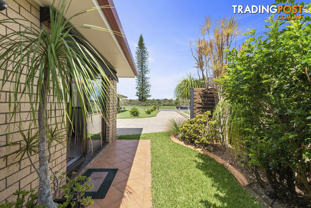 2/60 Keith Compton Drive TWEED HEADS NSW 2485