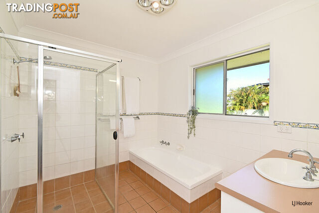 7 Raward Avenue BANORA POINT NSW 2486