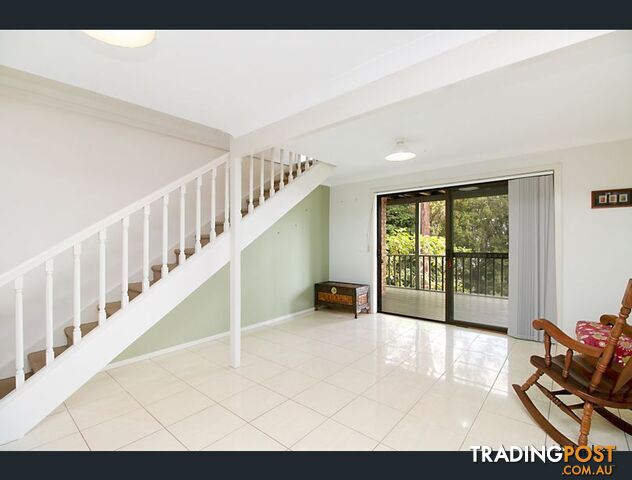 8 Shady Lane BANORA POINT NSW 2486