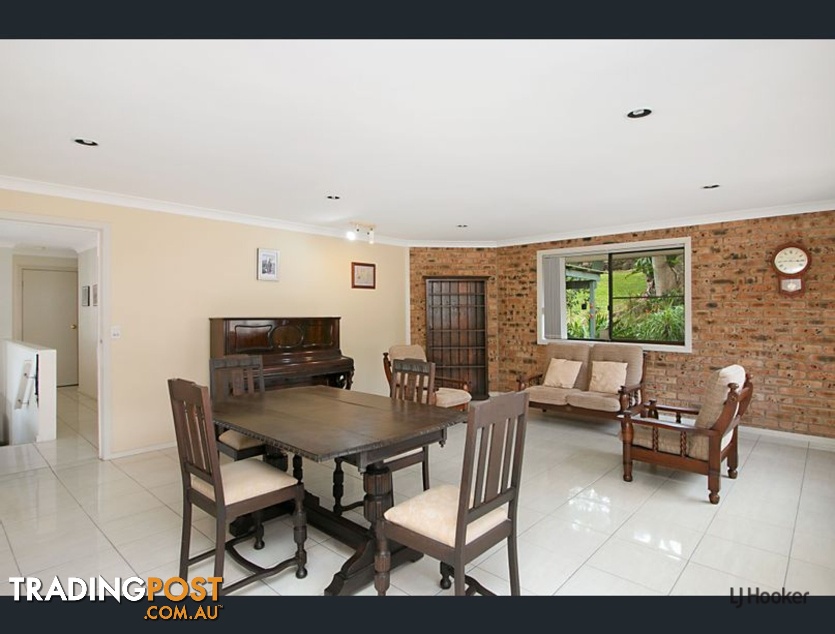 8 Shady Lane BANORA POINT NSW 2486