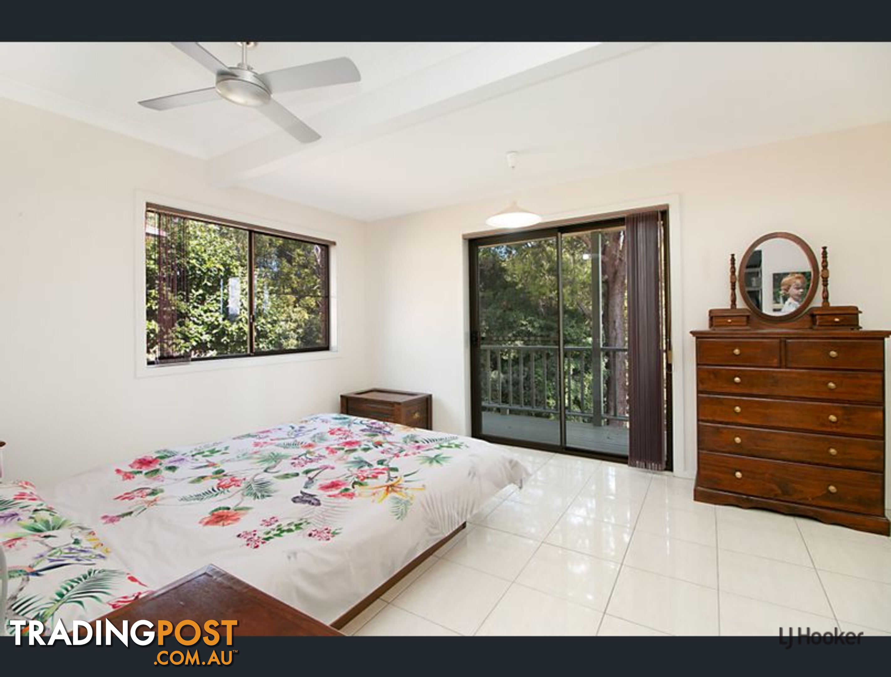 8 Shady Lane BANORA POINT NSW 2486