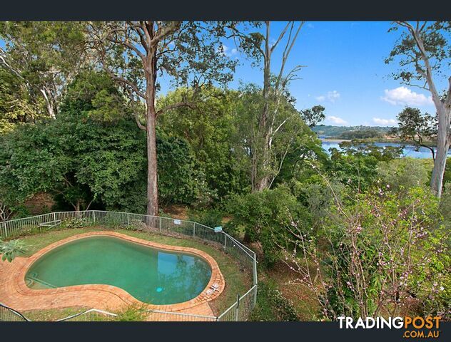 8 Shady Lane BANORA POINT NSW 2486