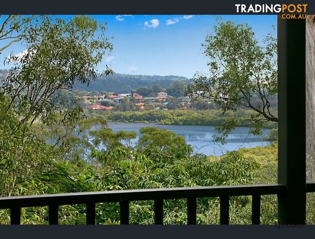 8 Shady Lane BANORA POINT NSW 2486