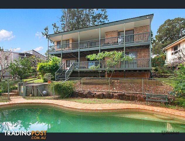 8 Shady Lane BANORA POINT NSW 2486