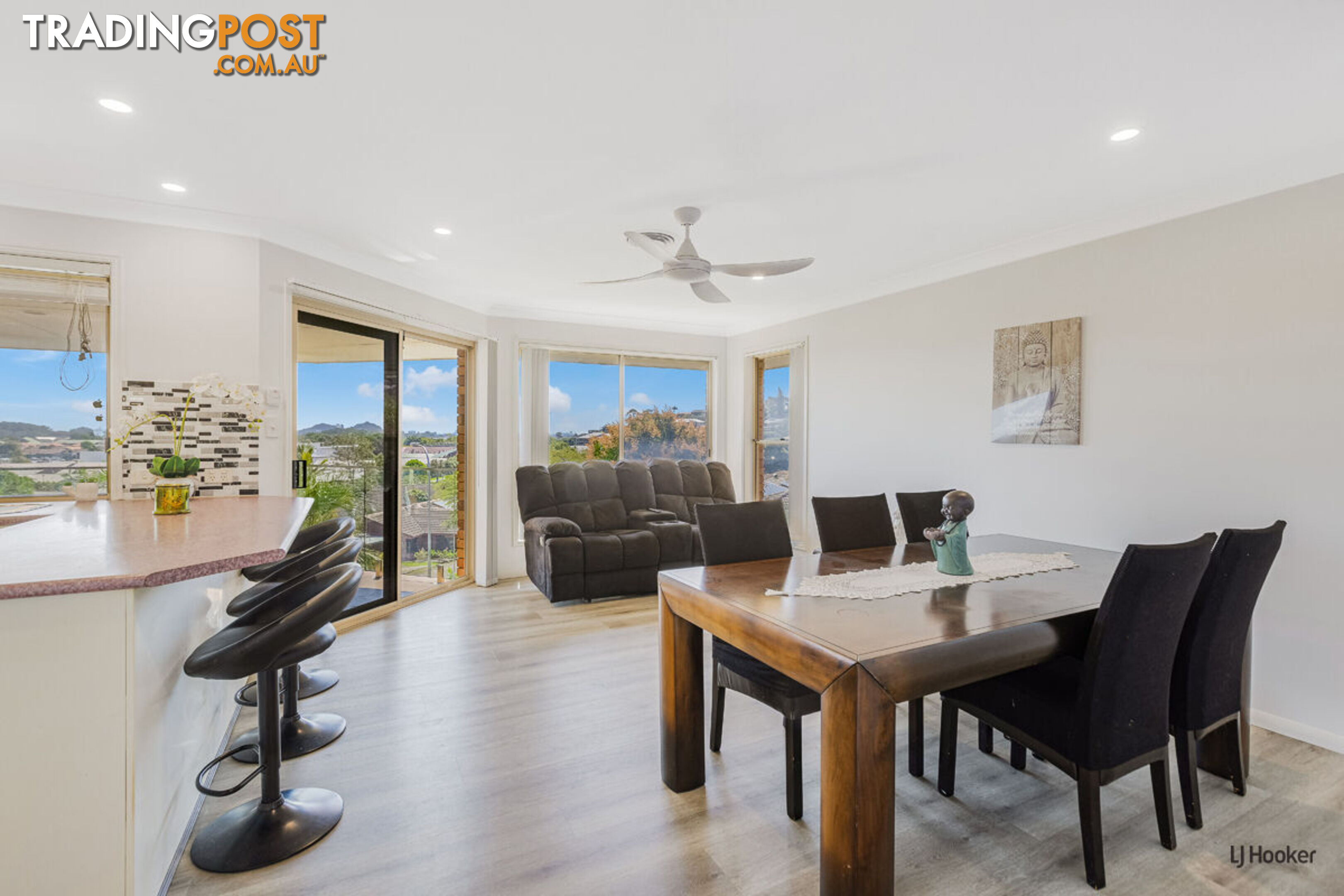 6 Gleneagles Place BANORA POINT NSW 2486