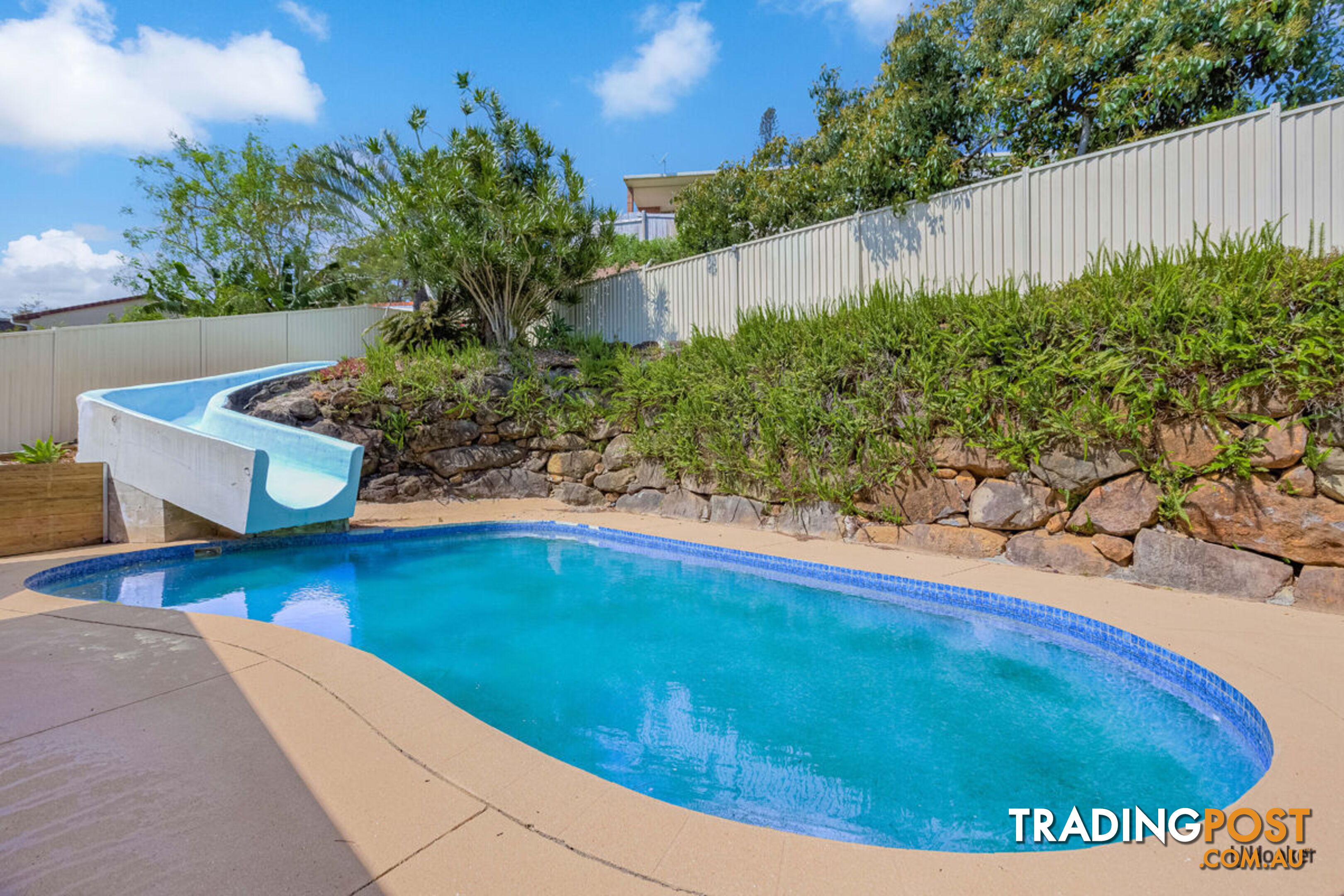 6 Gleneagles Place BANORA POINT NSW 2486