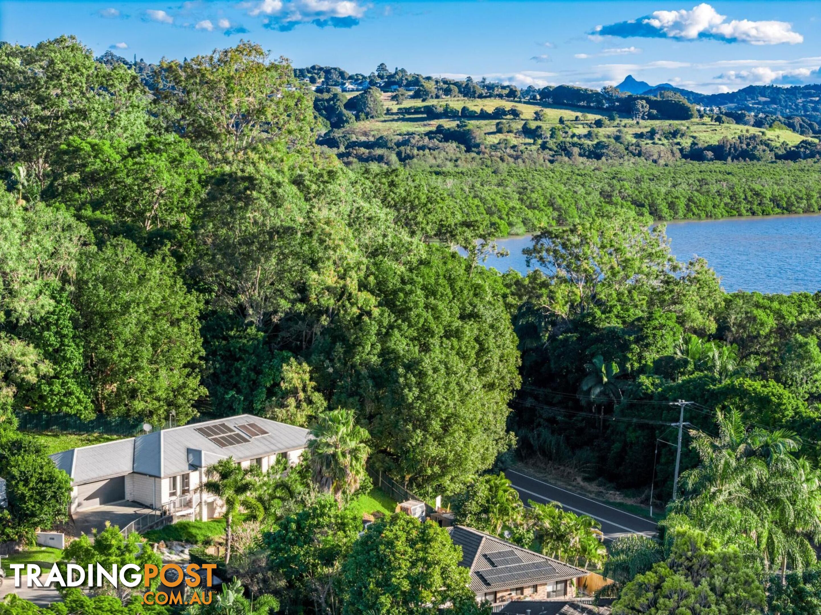 9 Belah Court BANORA POINT NSW 2486