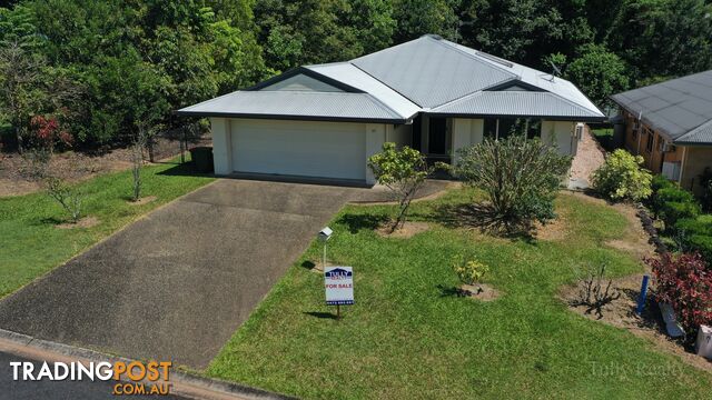 25 Pease St Tully QLD 4854