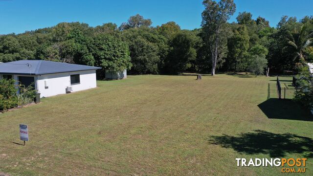 103 Taylor St Tully Heads QLD 4854