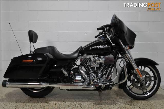 2014  HARLEY-DAVIDSON STREET GLIDE 103 (FLHX) ROAD TOURING CYCLE
