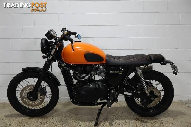 2015  TRIUMPH SCRAMBLER DUAL PURPOSE SCRAMBLER CYCLE