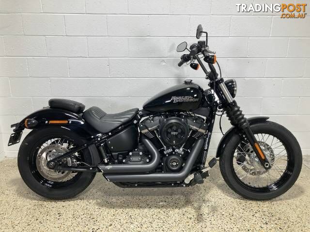 2017  HARLEY-DAVIDSON STREET BOB 107 (FXBB) ROAD SOFTAIL CYCLE