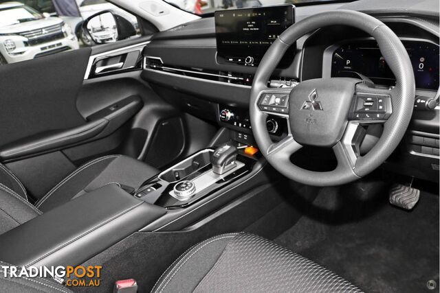 2026 MITSUBISHI OUTLANDER ES ZM WAGON - photo 5 of 15