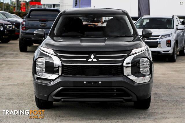 2026 MITSUBISHI OUTLANDER ES ZM WAGON - photo 2 of 15