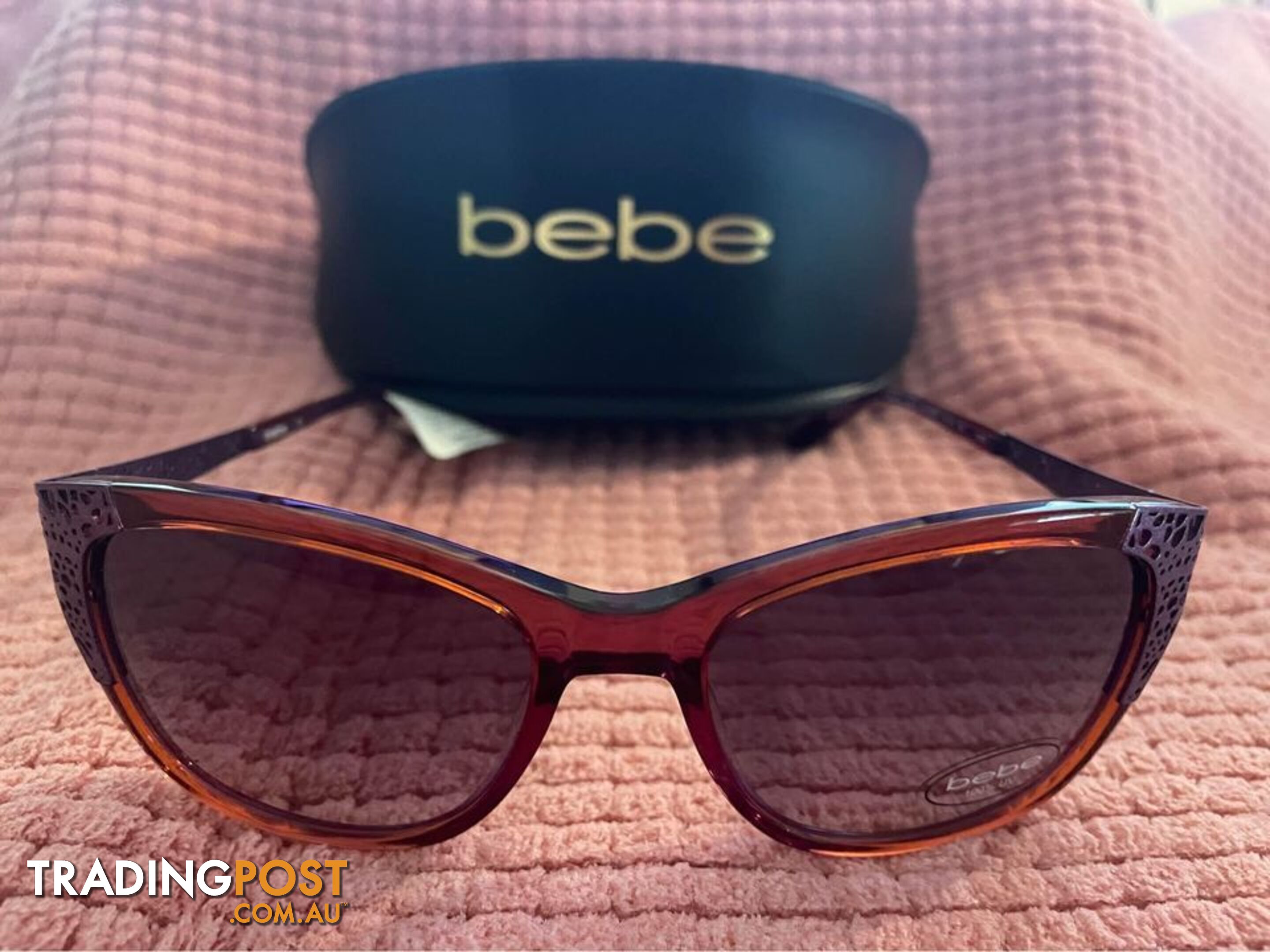 Ladies Bebe sunglasses. Brand new.