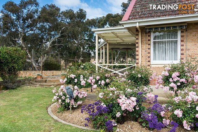 401 Summit Road MOUNT BARKER SA 5251