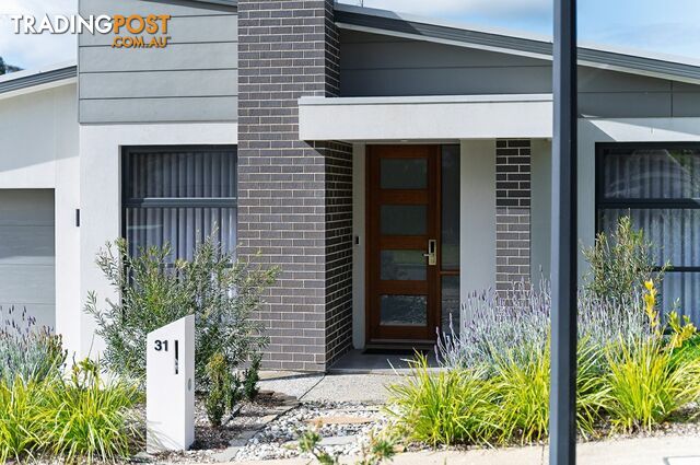 31 Cleland Street MOUNT BARKER SA 5251 - photo 2 of 25