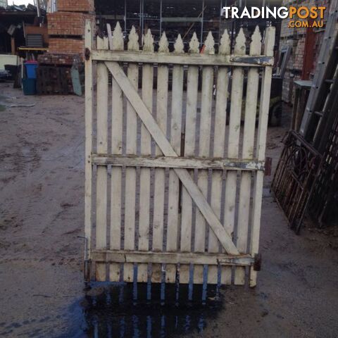 Timber & steel Gates