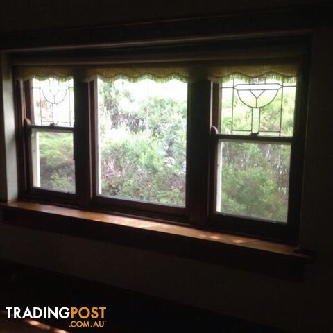 Art Deco Leadlight Windows - photo 2 of 2