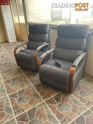 Electric recliner x2