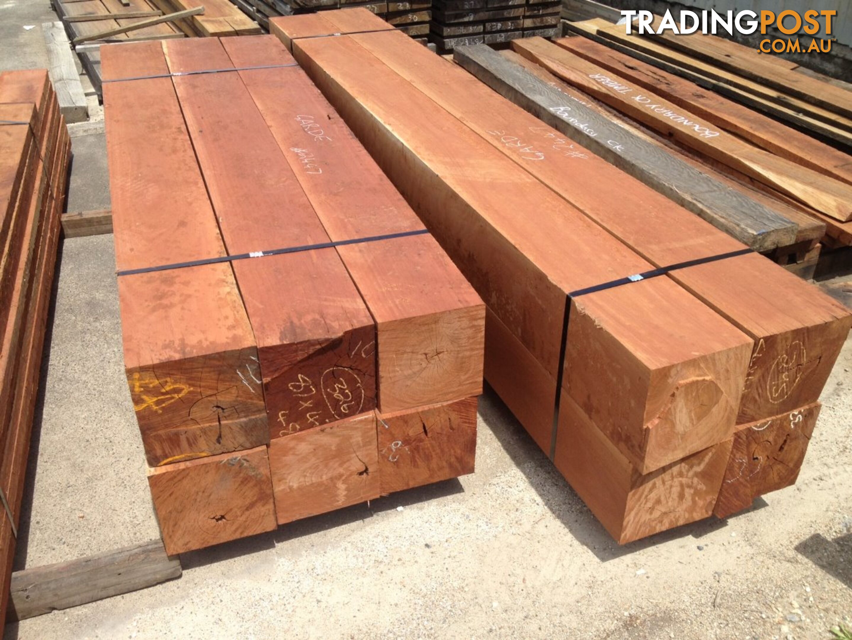 Hardwood Posts 200 x 200