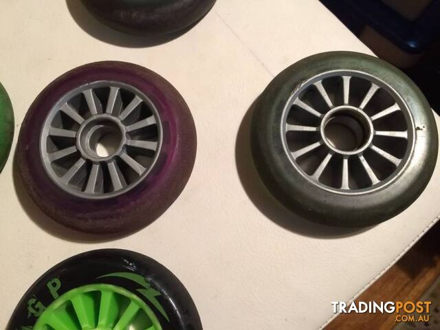 5 X PRO SCOOTER WHEELS IN GOOD CONDITION