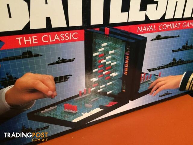 RETRO CLASSIC BOARD GAME BATTLESHIP IN MINT CONDITION