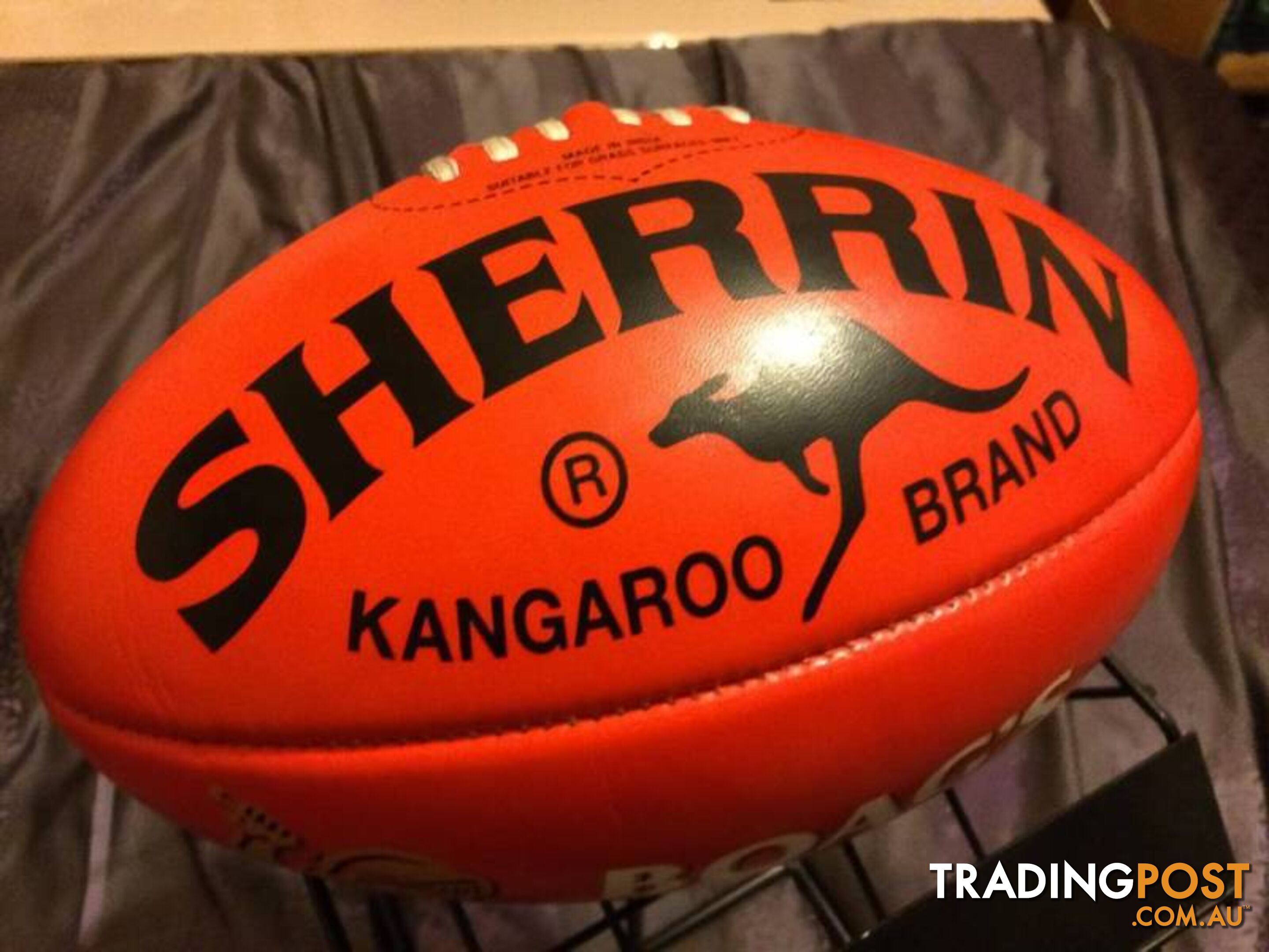 COLLECTABLE SHERRIN BOAGS DRAUGHT FOOTBALL. FULLSIZE FOOTY