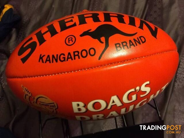 COLLECTABLE SHERRIN BOAGS DRAUGHT FOOTBALL. FULLSIZE FOOTY