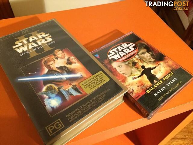 STAR WARS COLLECTABLE VHS & CASSETTE BOOK