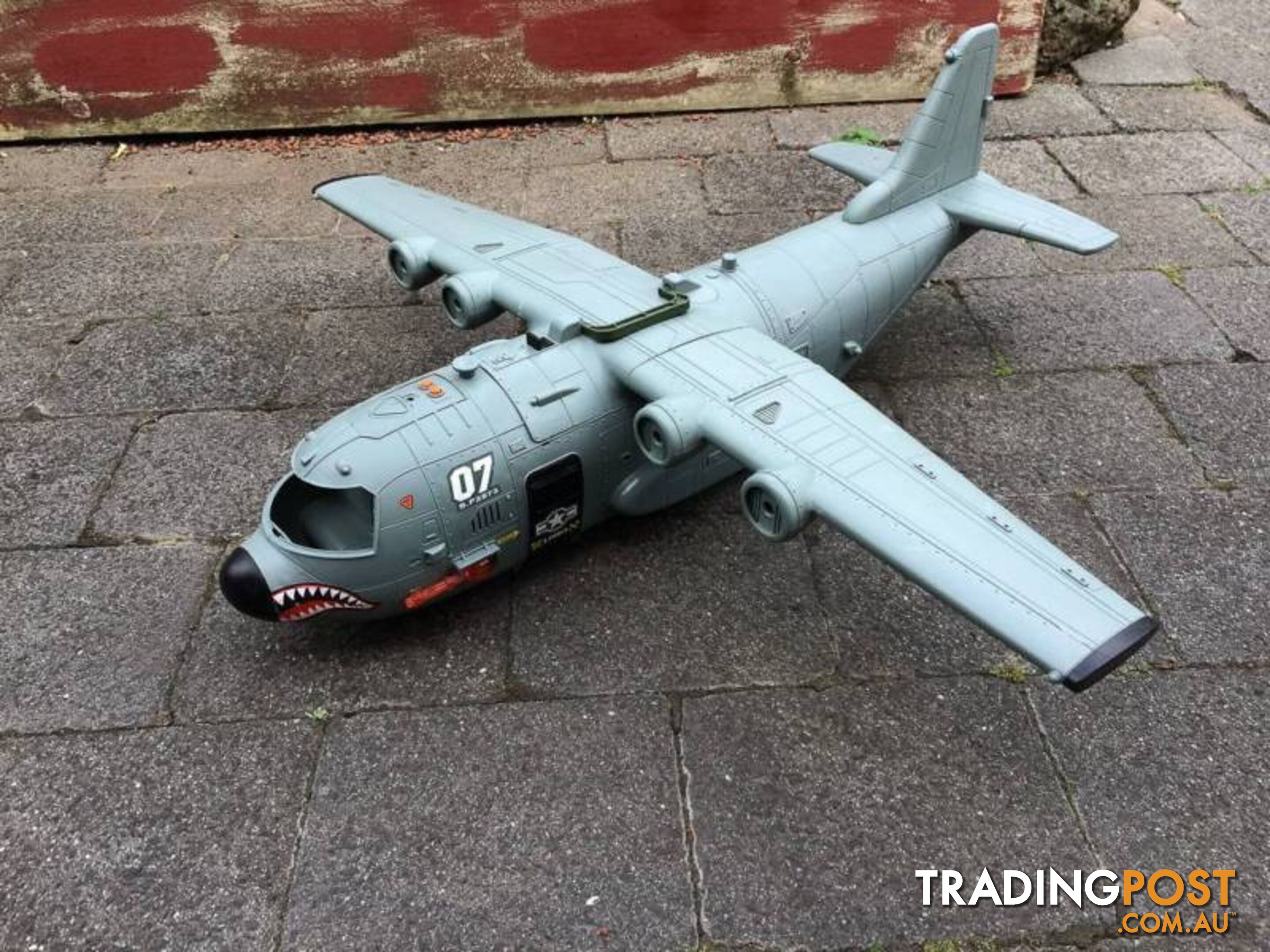 MASSIVE TOY MILITARY PLANE WITH DETACHABLE WINGS