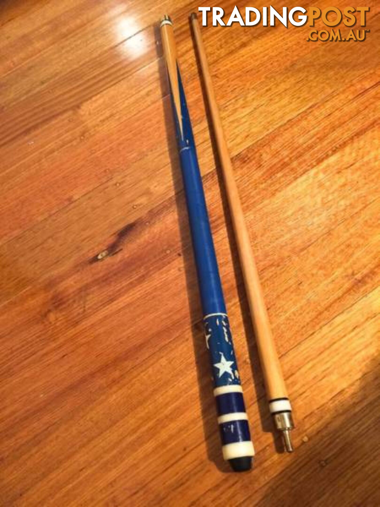 PRO SNOOKER CUE IN GOOD CONDITION