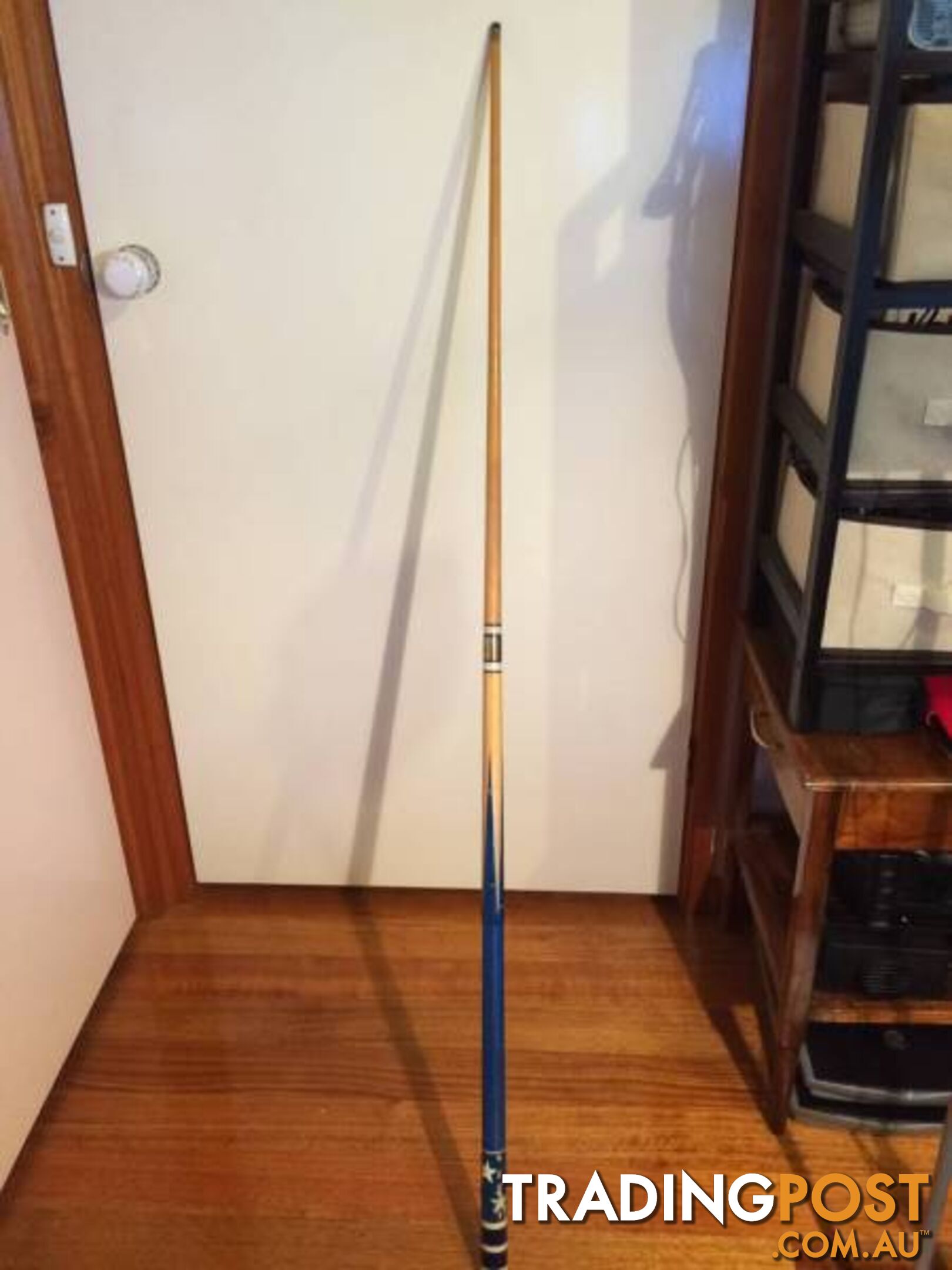 PRO SNOOKER CUE IN GOOD CONDITION