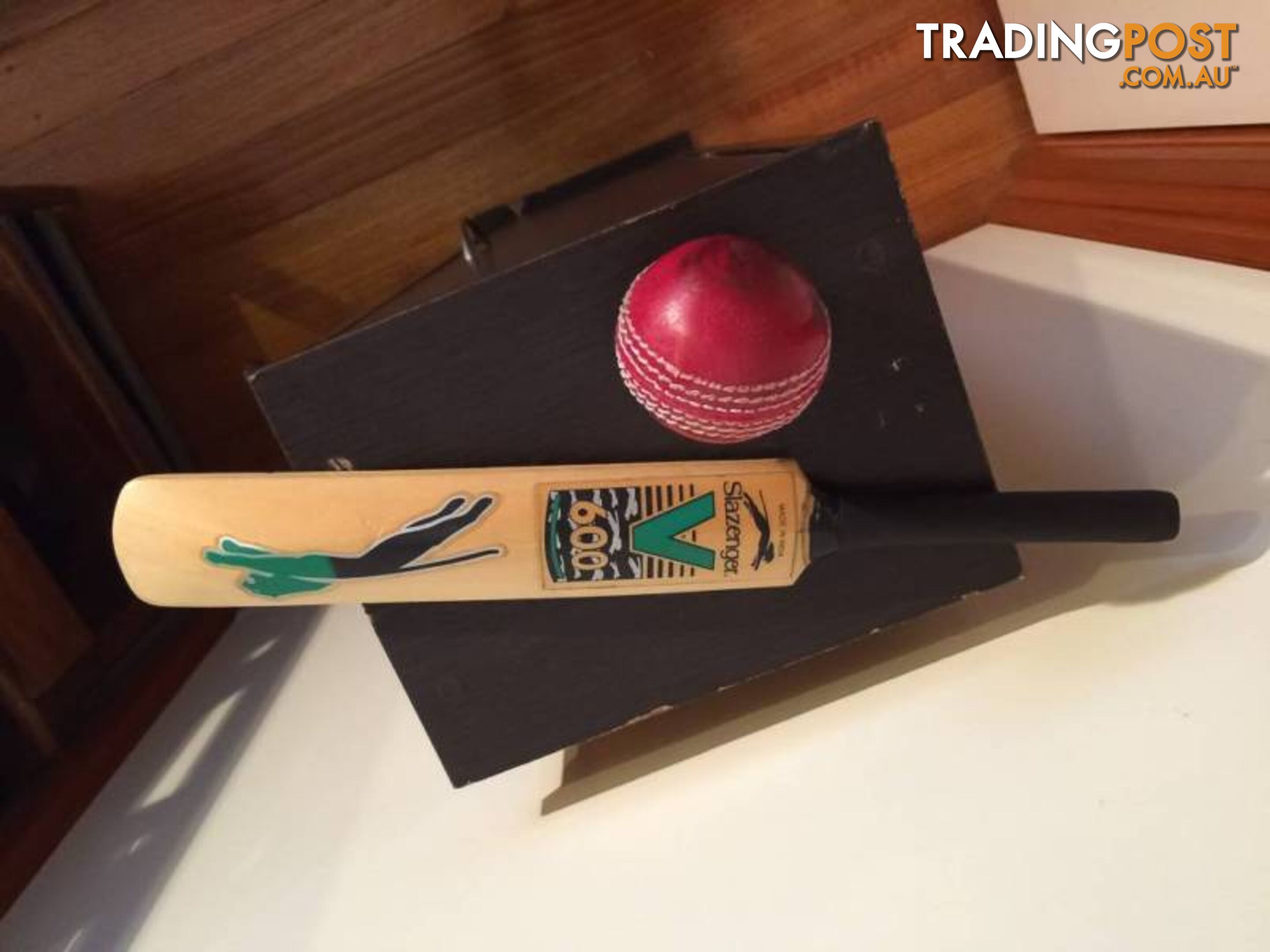 MINIATURE Slazenger V600 CRICKET BAT USED BY Jacques Kallis