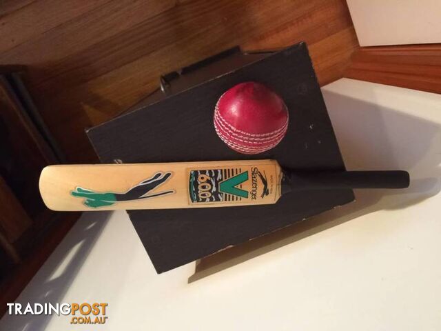 MINIATURE Slazenger V600 CRICKET BAT USED BY Jacques Kallis