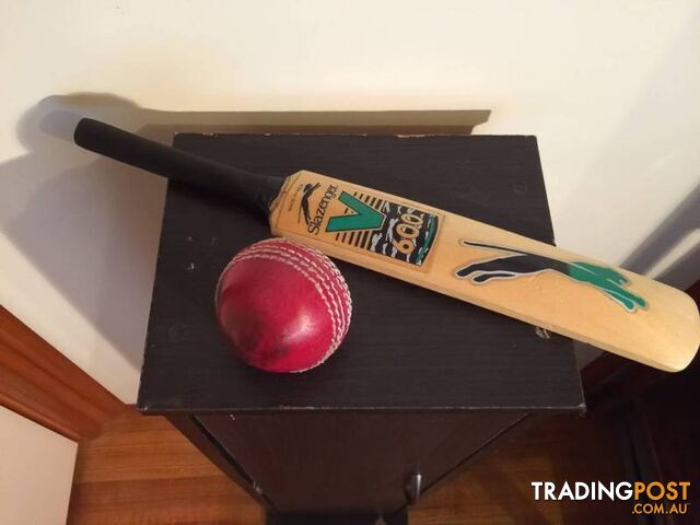 MINIATURE Slazenger V600 CRICKET BAT USED BY Jacques Kallis