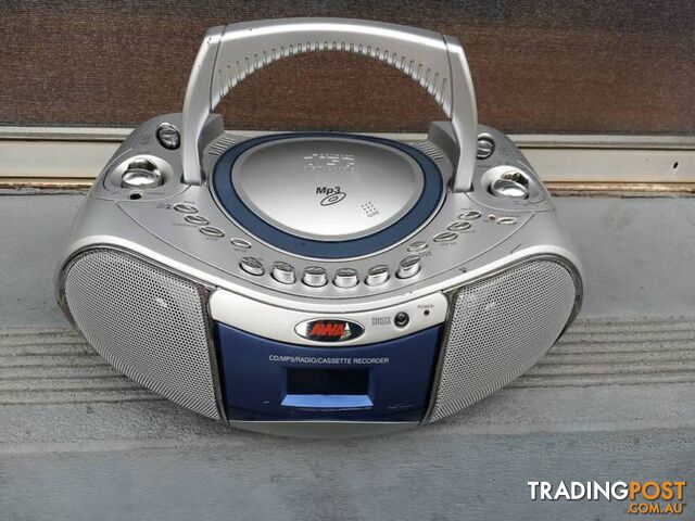 AWA CD/MPS/RADIO/CASSETTE RECORDER - photo 2 of 4