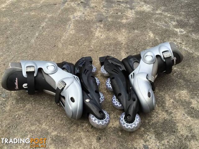 SIZE LARGE ROLLERBLADES IN GOOD CONDITION