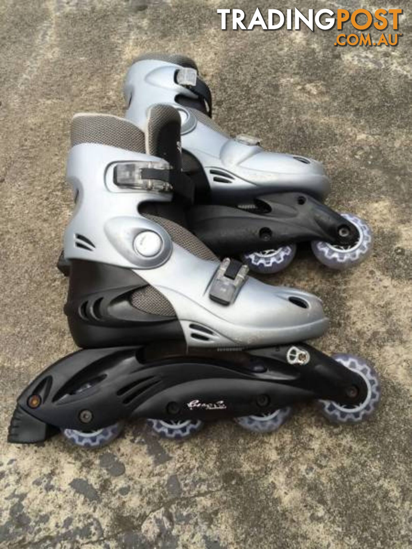 SIZE LARGE ROLLERBLADES IN GOOD CONDITION