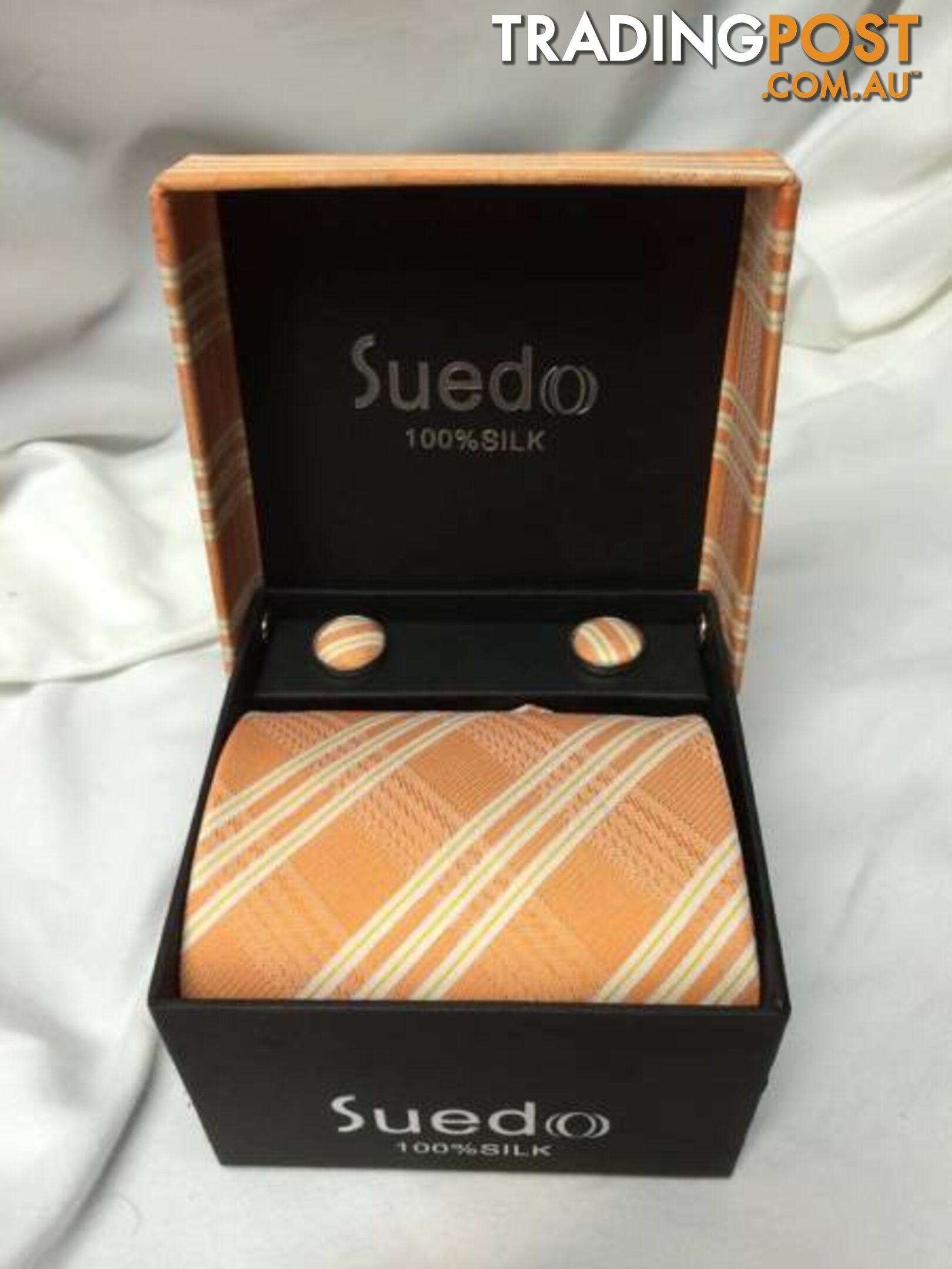 Brand new Mens silk tie & matching cufflinks by Suedo