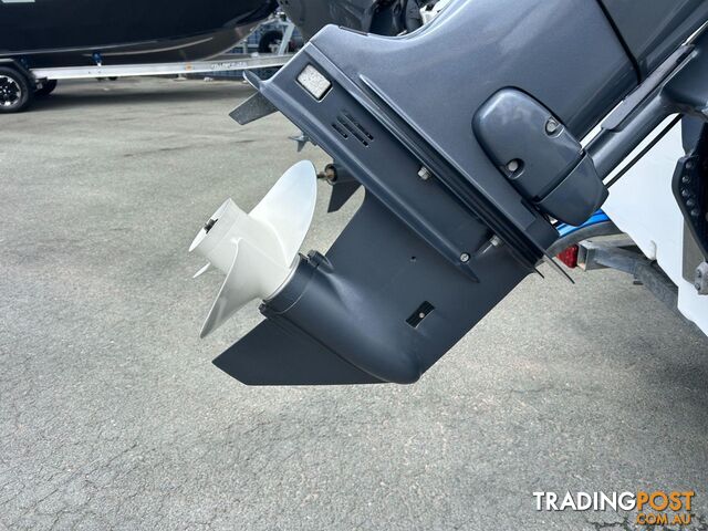 POLYCRAFT 450 DRIFTER CENTRE CONSOLE WITH YAMAHA 60HP FOURSTROKE FOR SALE - photo 4 of 16