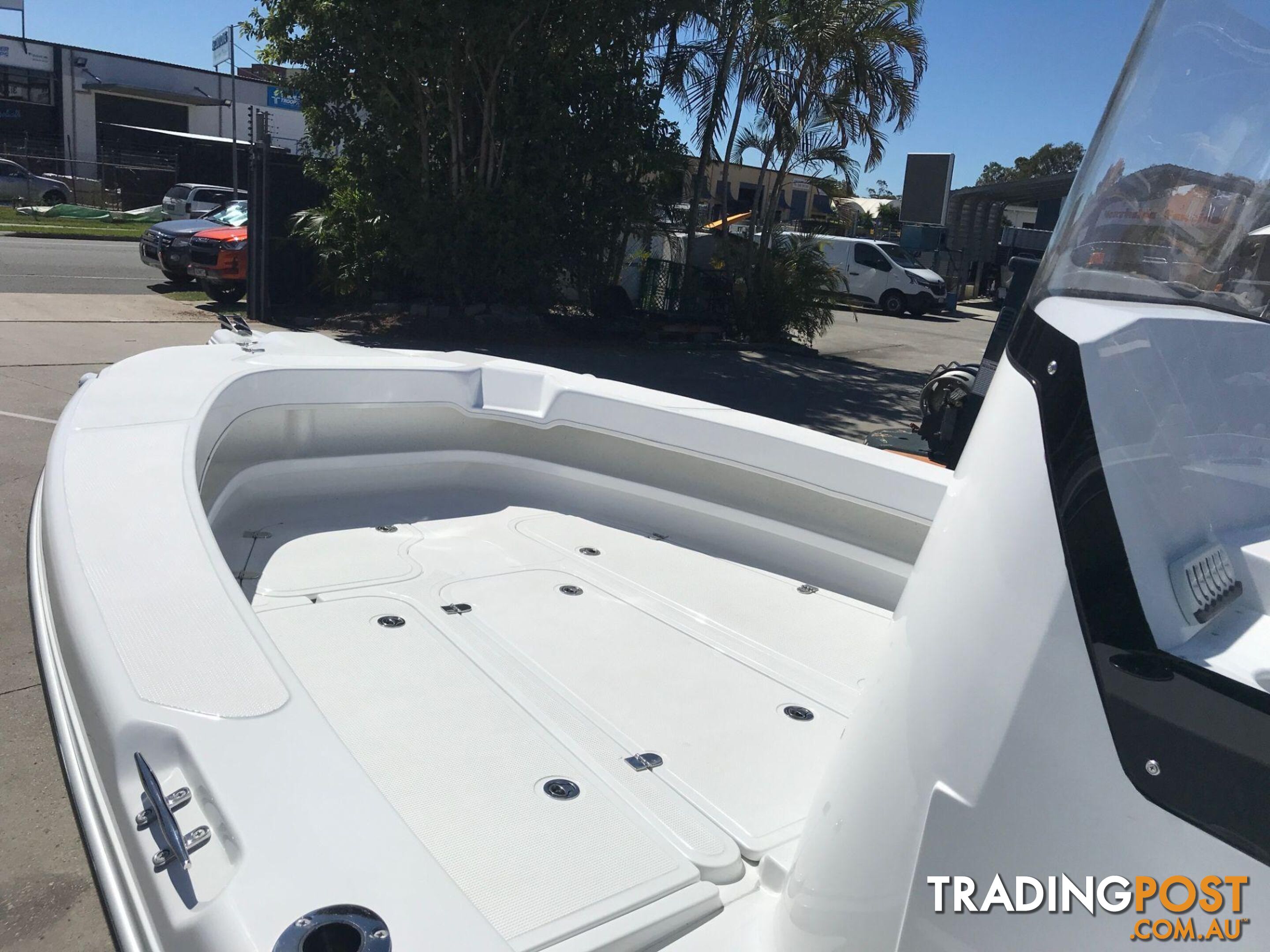 2024 EVOLUTION 552 AXIS CENTRE CONSOLE WITH YAMAHA 150HP FOURSTROKE FOR SALE