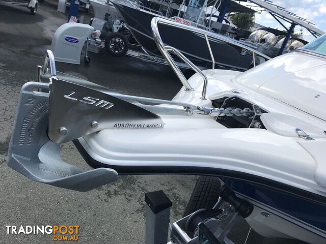 NEW 2024 EVOLUTION 552 PLATINUM FITTED WITH A YAMAHA F130 FOURSTROKE