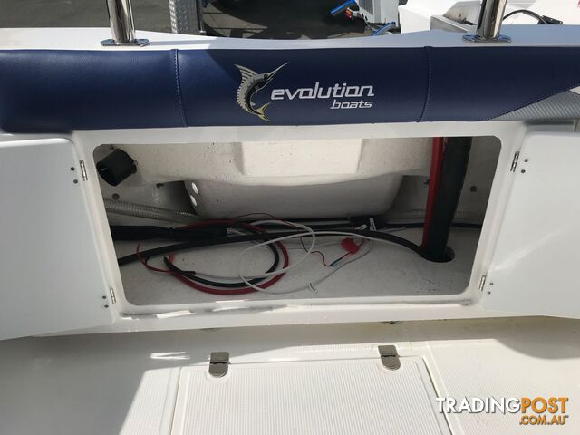 NEW 2024 EVOLUTION 552 PLATINUM FITTED WITH A YAMAHA F130 FOURSTROKE